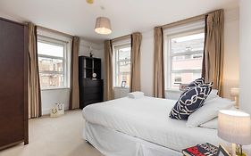 Picton 2Br Apartment - Prime Location & Comfort